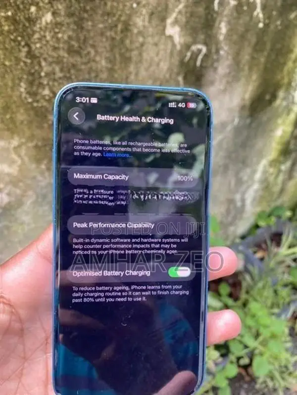 Apple iPhone 13 (Used)