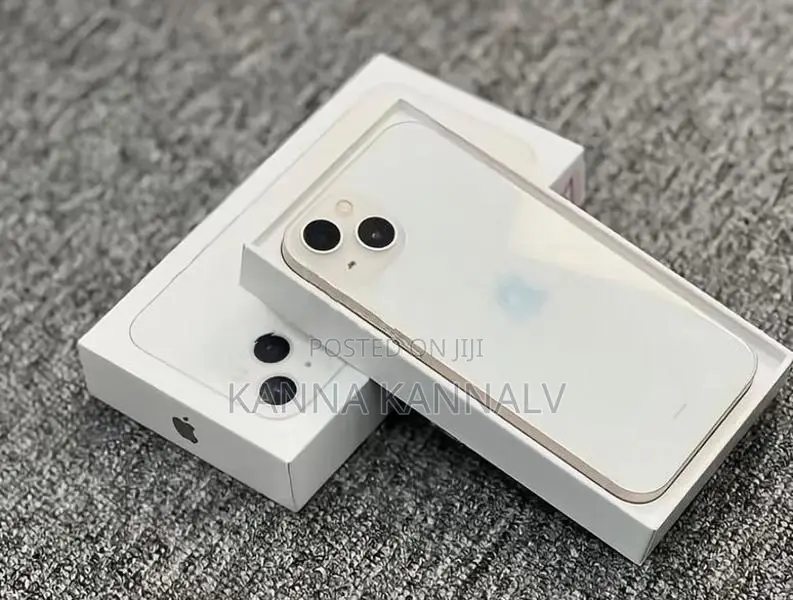 Apple iPhone 13 (Used)