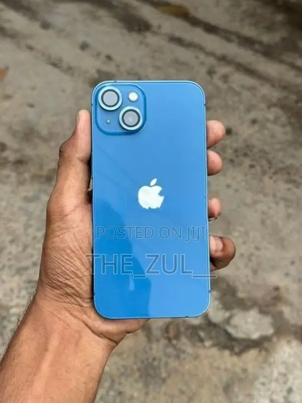 Apple iPhone 13 128GB (Used)