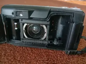 Olympus Superzoom 80G 35mm Film Camera