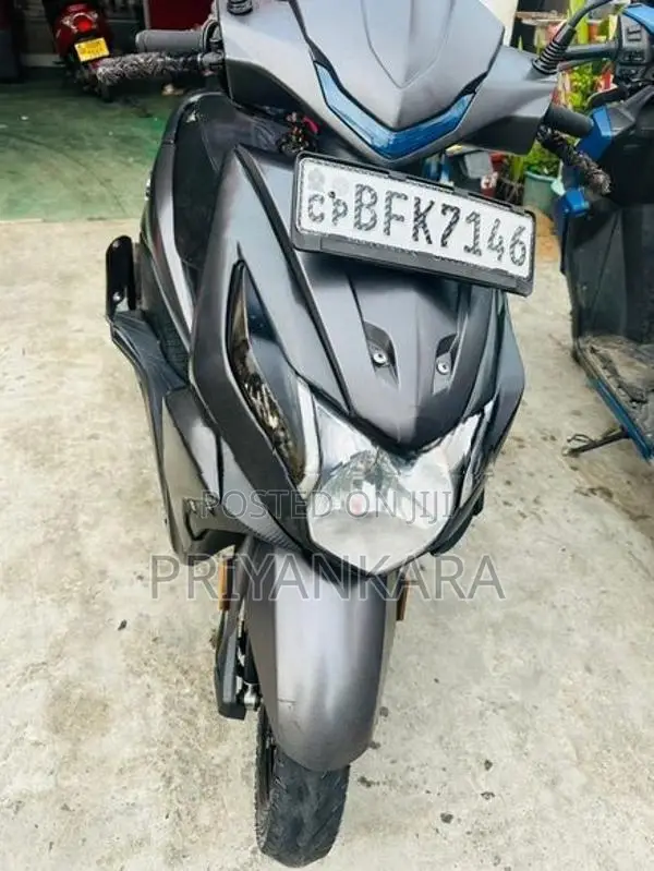 Honda Dio 2017