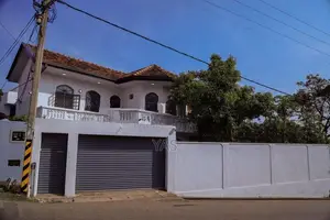 House for Rent in Wattrappola Road, Mount Lavinia