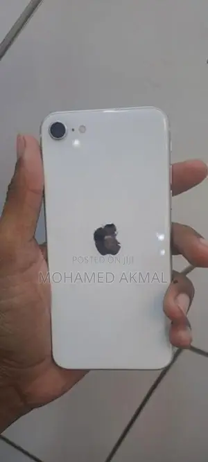 Apple iPhone SE 3 (Used)