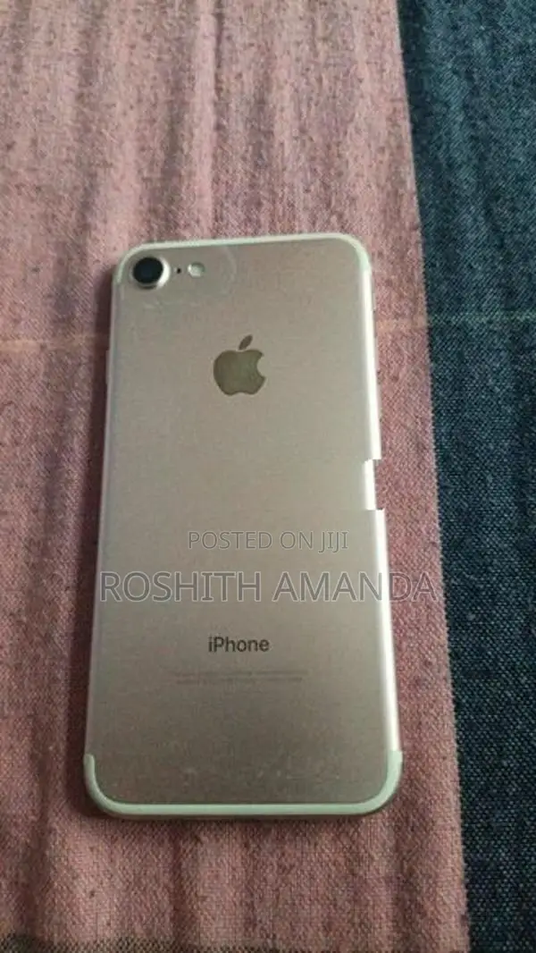 Apple iPhone 7 (Used)