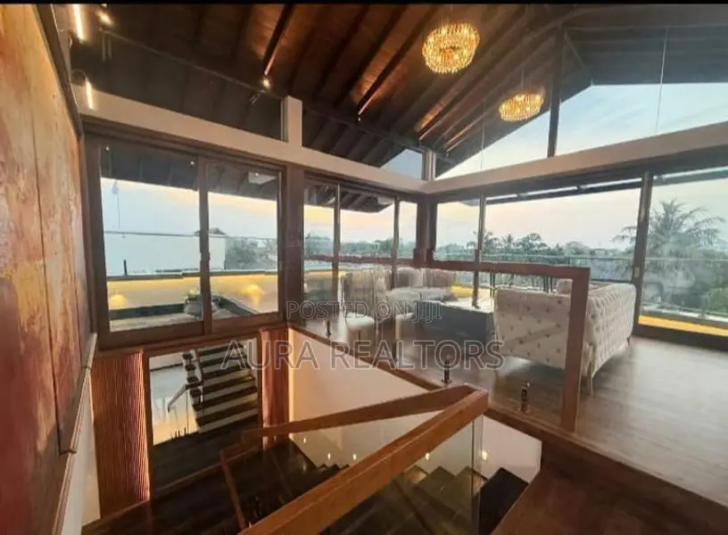 Luxury House for Sale in Battaramulla Jayantipura Road (P-123)