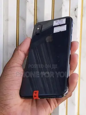 Apple iPhone XS (Used)