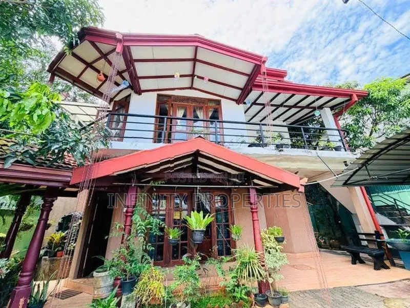(AFA204) Two-Storey House for Sale in Ratmalana