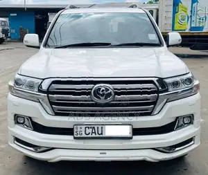 Toyota Land Cruiser VX V8 2016