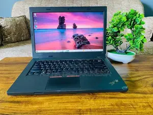 Lenovo Thinkpad Core i5 6th Gen 8GB RAM 256GB NVMe