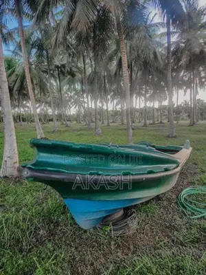Boat with Yamaha 15 Hp Engine