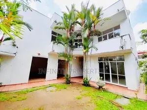 (AFA212) 02 Storey House Sale at Wethasinghe Garden Pitakotte