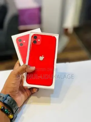 Apple iPhone 11 128GB | RED (Used)