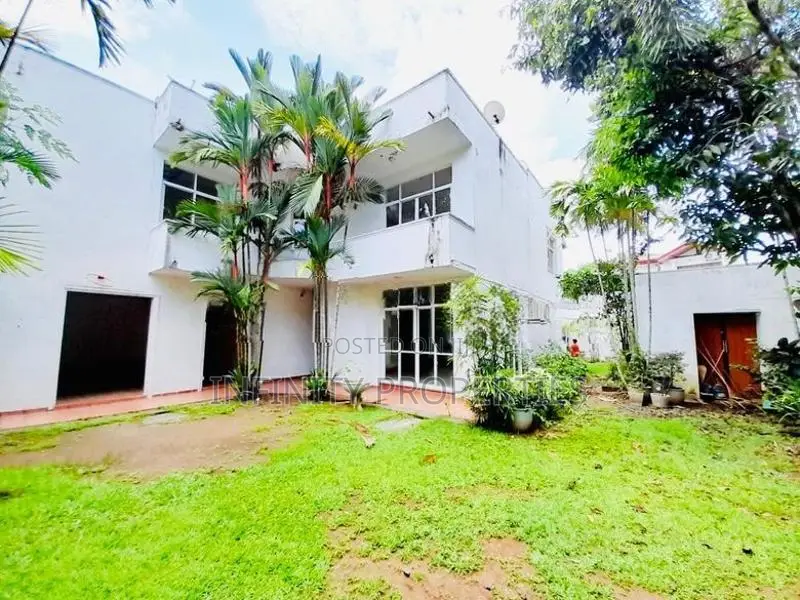 (AFA212) 02 Storey House Sale at Wethasinghe Garden Pitakotte