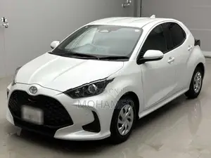 Toyota Yaris X Grade 2025
