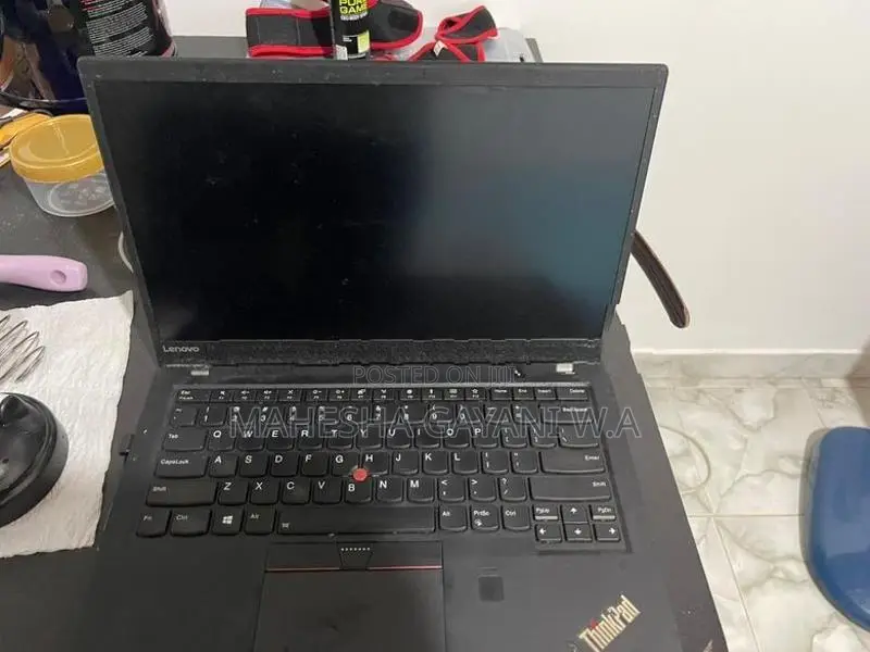 Lenovo ThinkPad X1 Carbon Core i7 (5th Gen)