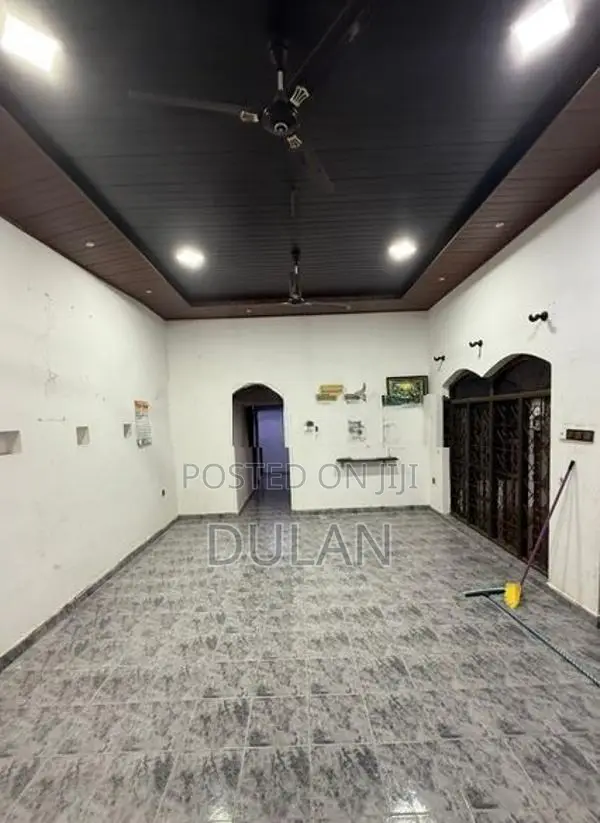 House for Rent in Ampara Town