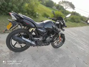 TVS Apache 2016