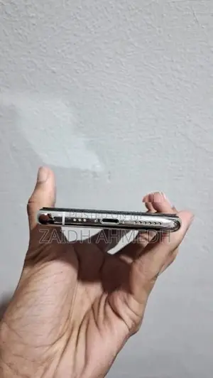 Apple iPhone 11 Pro (Used)