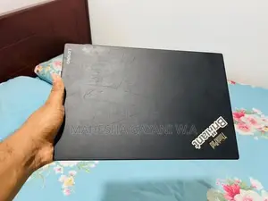 Lenovo ThinkPad X1 Carbon Core i7 (5th Gen)