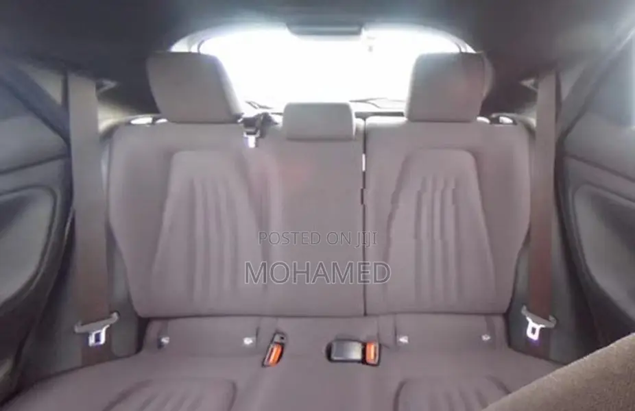 Toyota Yaris X Grade 2025