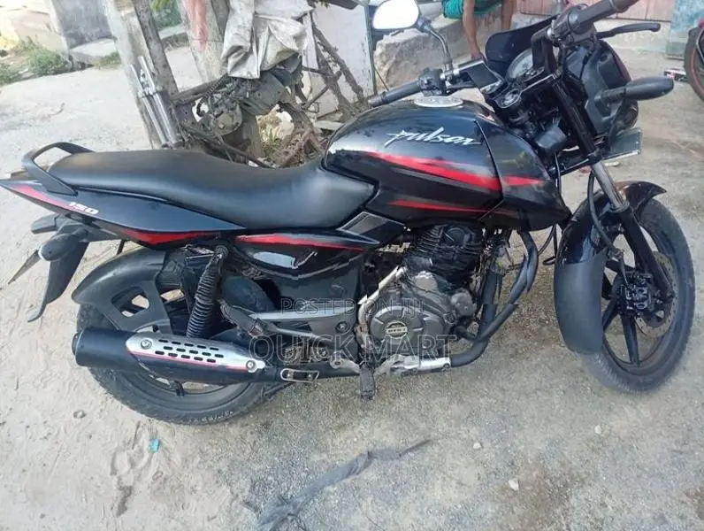 Bajaj Pulsar 150 2012