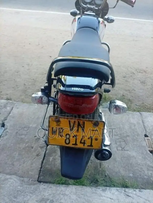 Hero HF Deluxe 2011