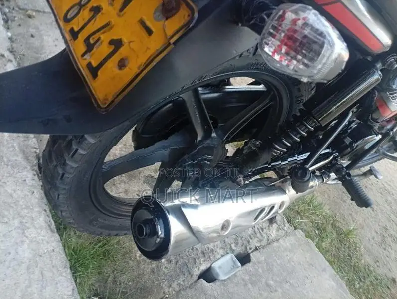 Hero HF Deluxe 2011