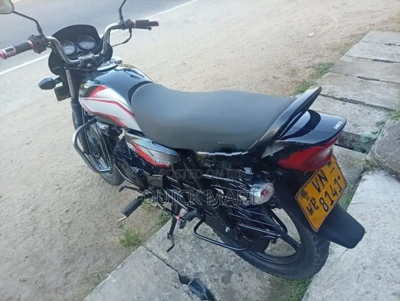 Hero HF Deluxe 2011
