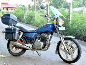 Honda LA Custom 1985