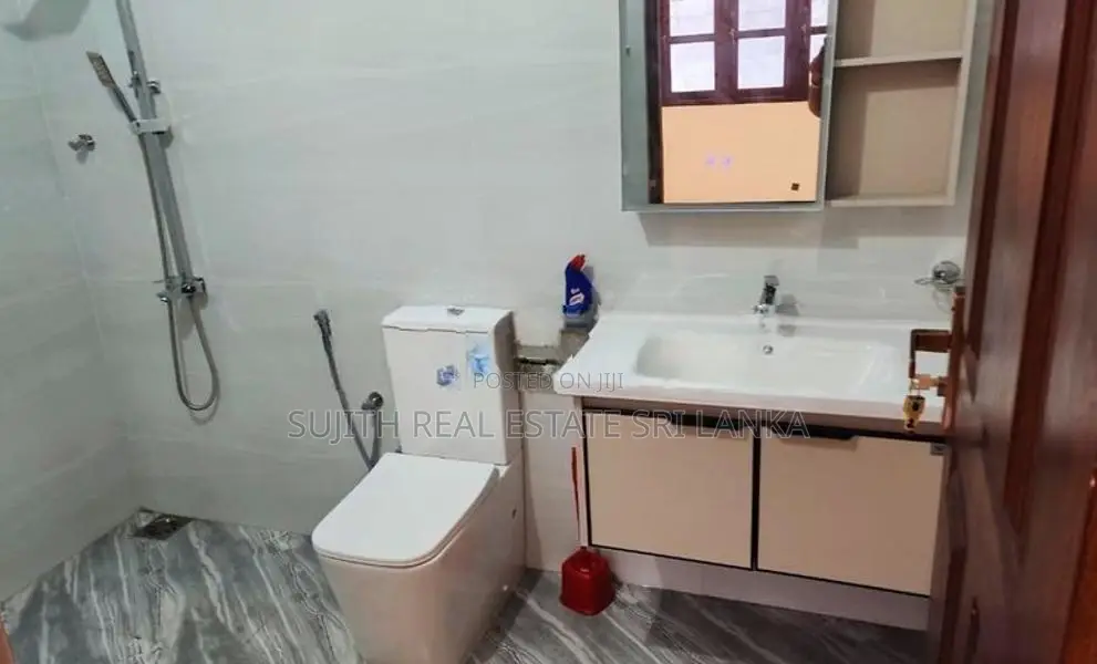 Luxury Brand New House For Sale in Negombo