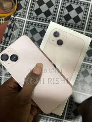 Apple iPhone 13 (Used)