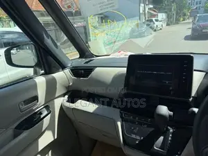 Nissan Roox X 2024