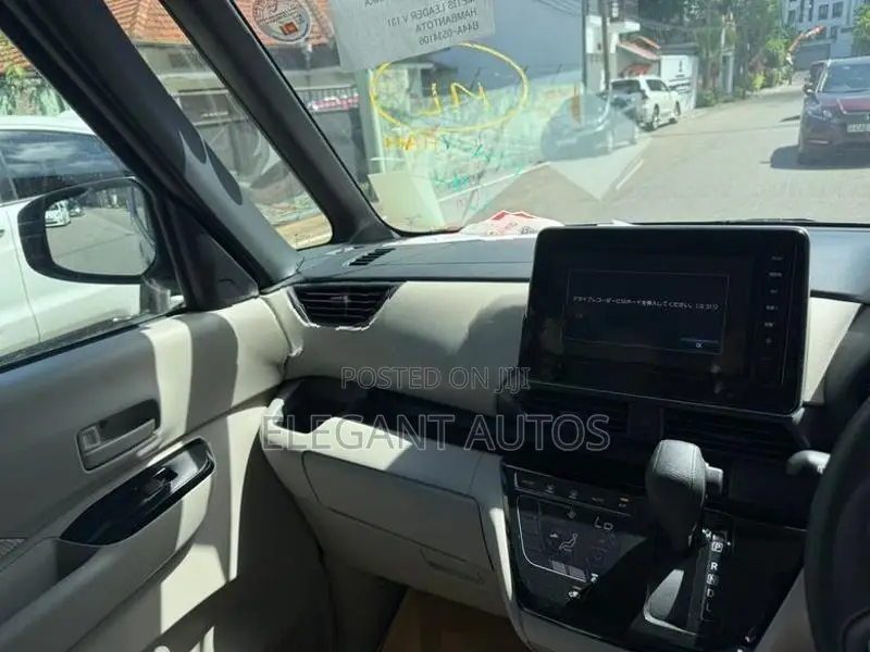 Nissan Roox X 2024