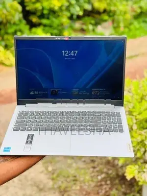 Lenovo IdeaPad Slim 3 (Core i3 12th Gen)