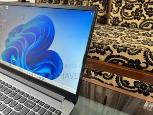Lenovo IdeaPad Slim 3 (Core i3 12th Gen)