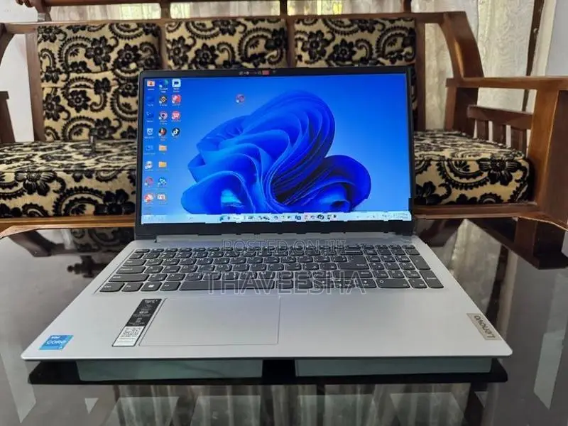 Lenovo IdeaPad Slim 3 (Core i3 12th Gen)