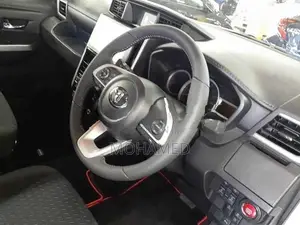 Toyota Roomy Custom G 2024