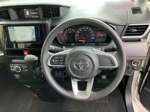Toyota Roomy G Grade 2024
