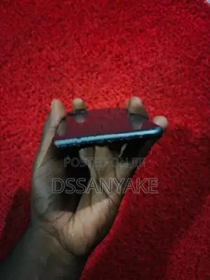 Apple iPhone 11 (Used)