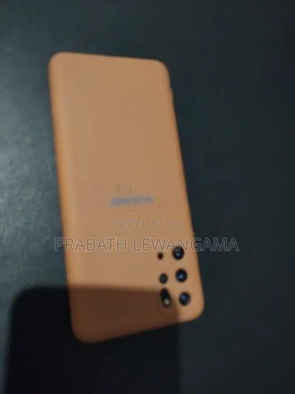 Samsung Galaxy S20+ (Used)