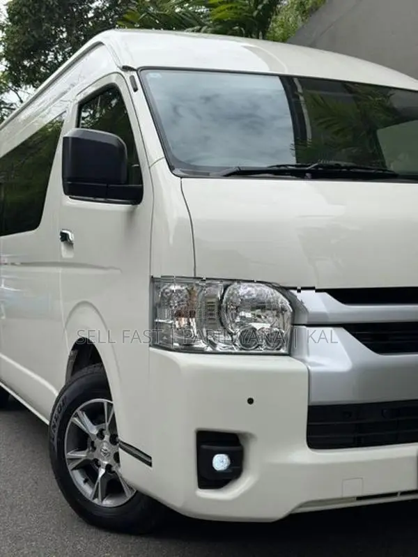 Toyota Hiace GDH Highroof 2026
