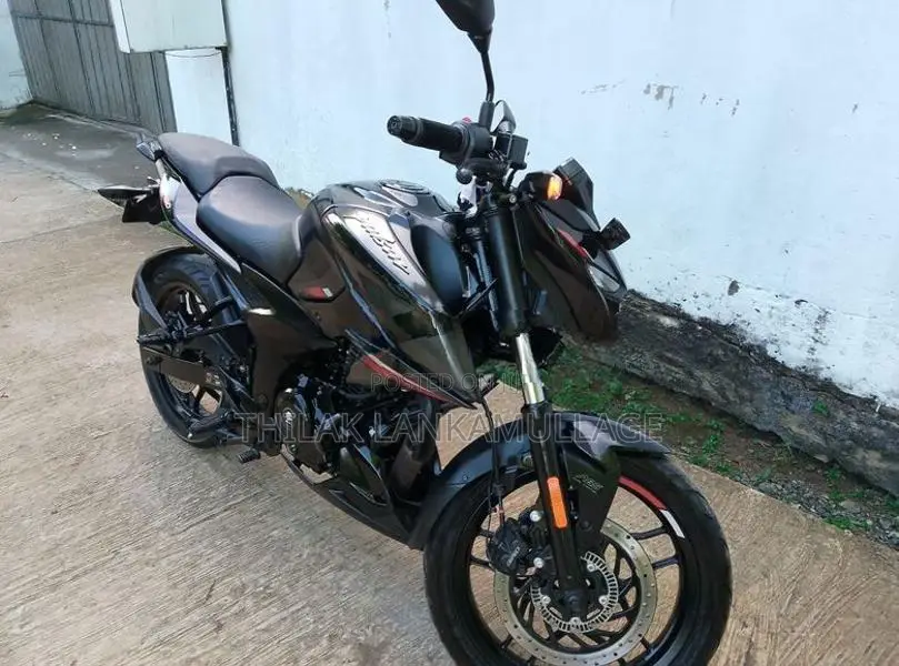 Bajaj Pulsar NS160 2025