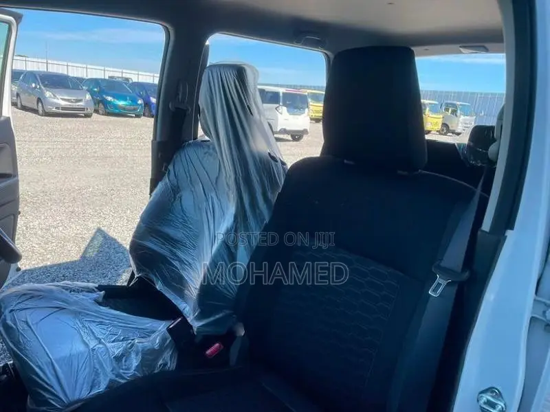 Suzuki Wagon R ZX Custom 2025