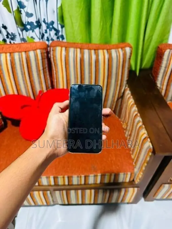 Apple iPhone 11 Pro (Used)