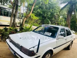 Toyota Carina 1985