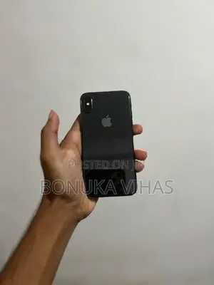 Apple iPhone X (Used)