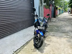 Honda CB Hornet 2016