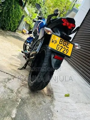 Honda CB Hornet 2016