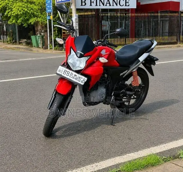 Honda Twister 2015