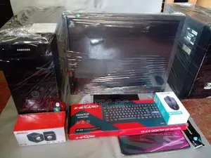 CORE i5 4th 4590 3.30 Ghz / 19" LED Screen with Full Set